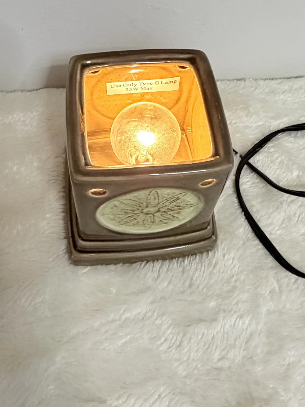 Scentsy Ceramic Home Accent Warmer in Olive Green